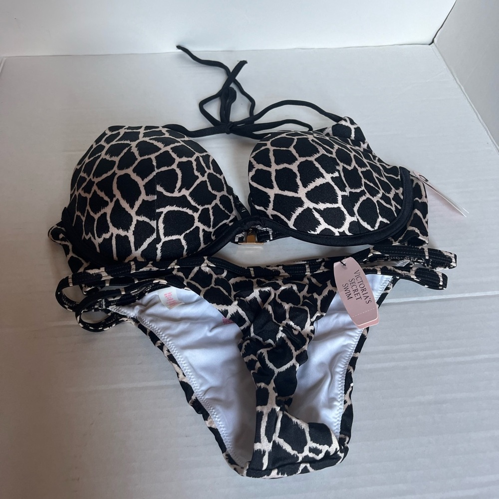 NWT - Victoria’s Secret Swim - 2 piece Bikini Two piece bikini -